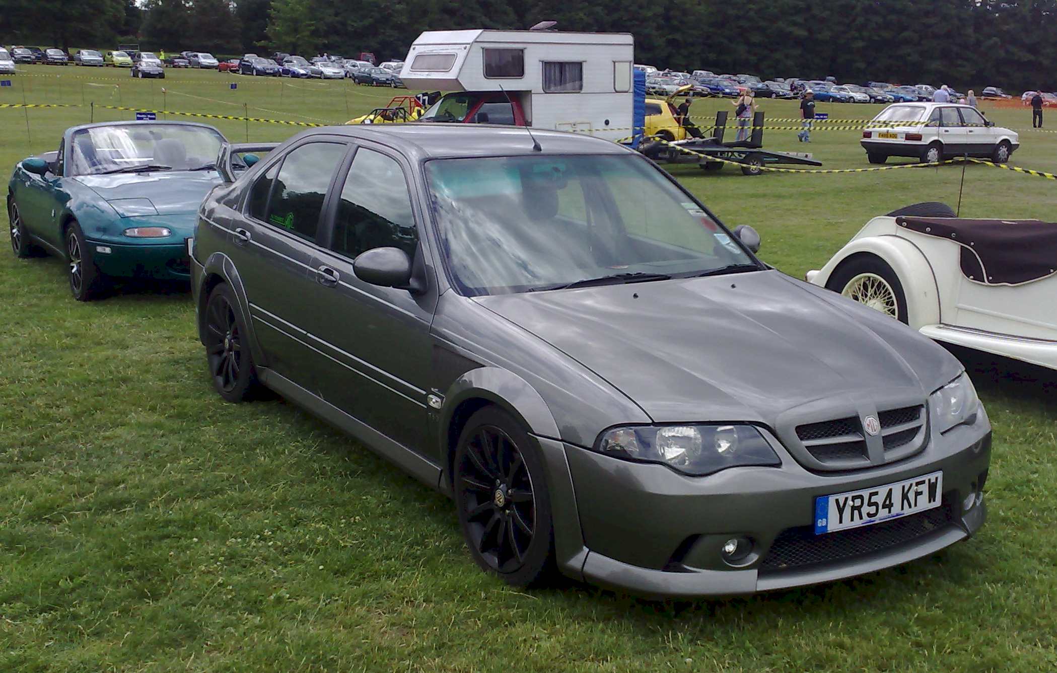 MG ZS 180