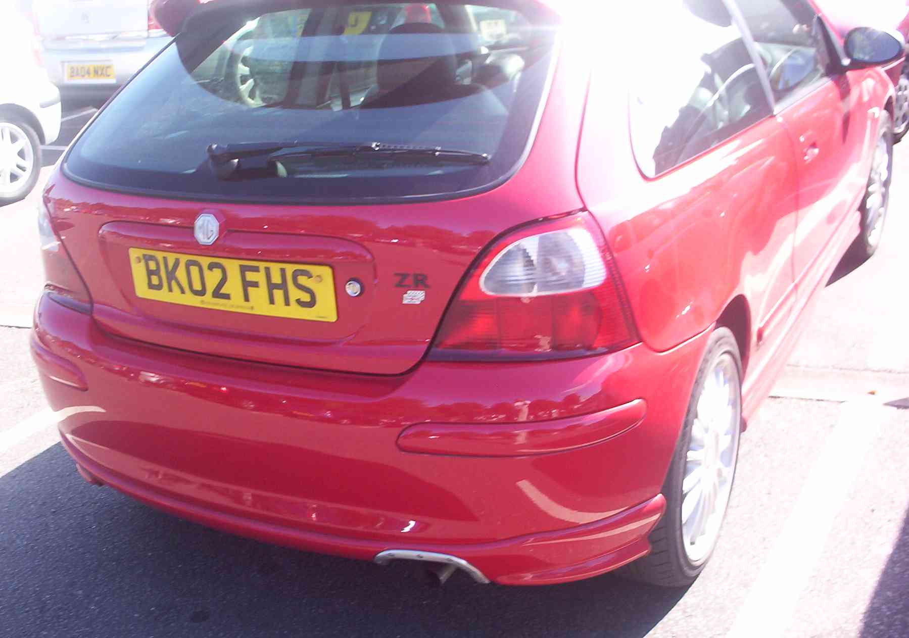 MG ZR Red
