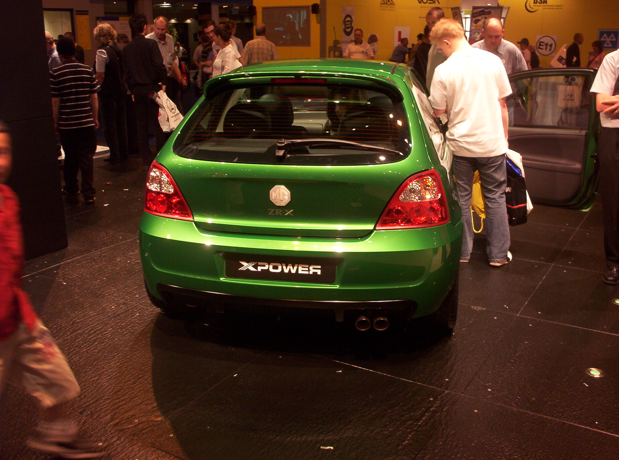 MG ZRX Rear