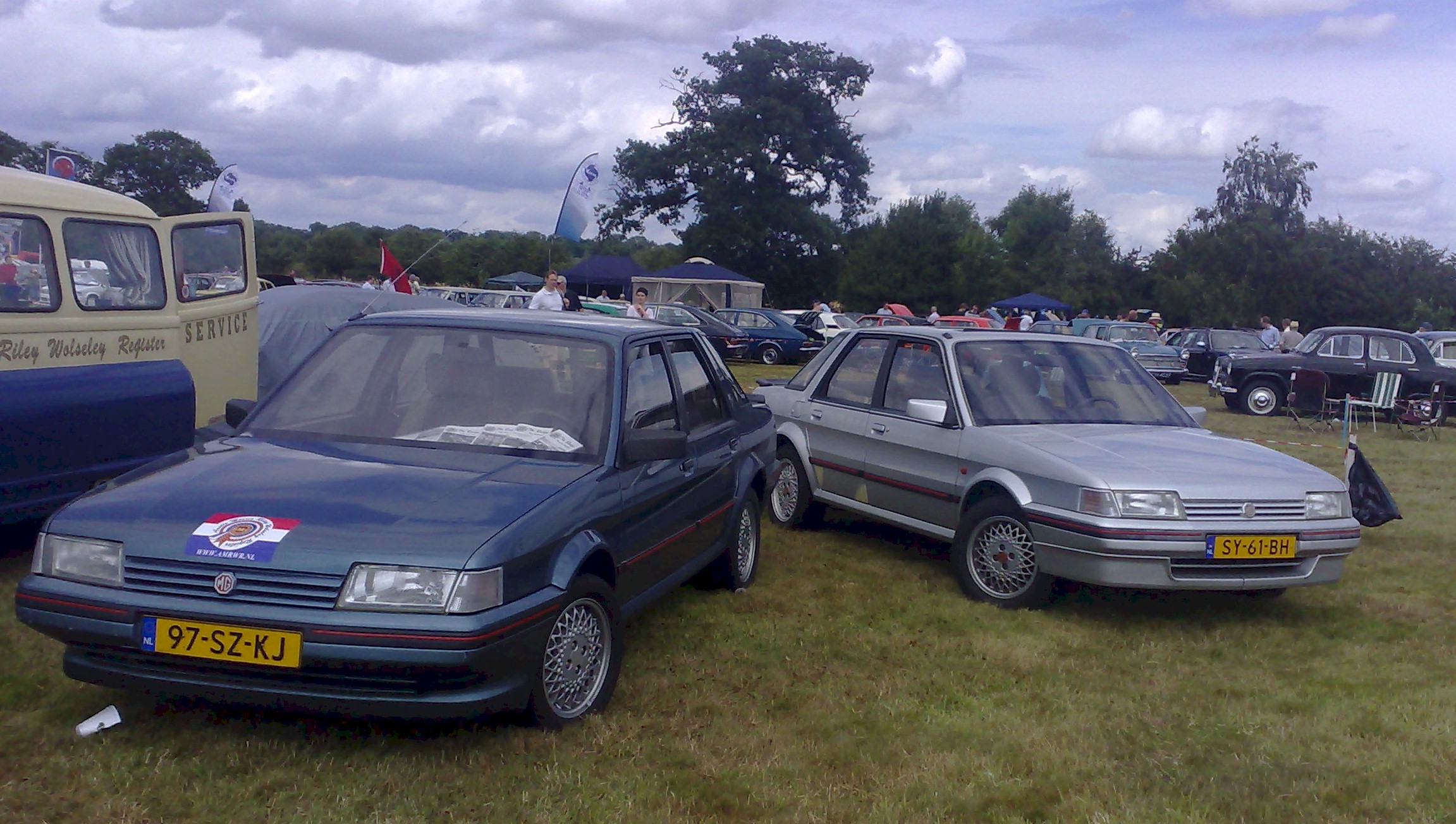 2 Dutch MG Montegos