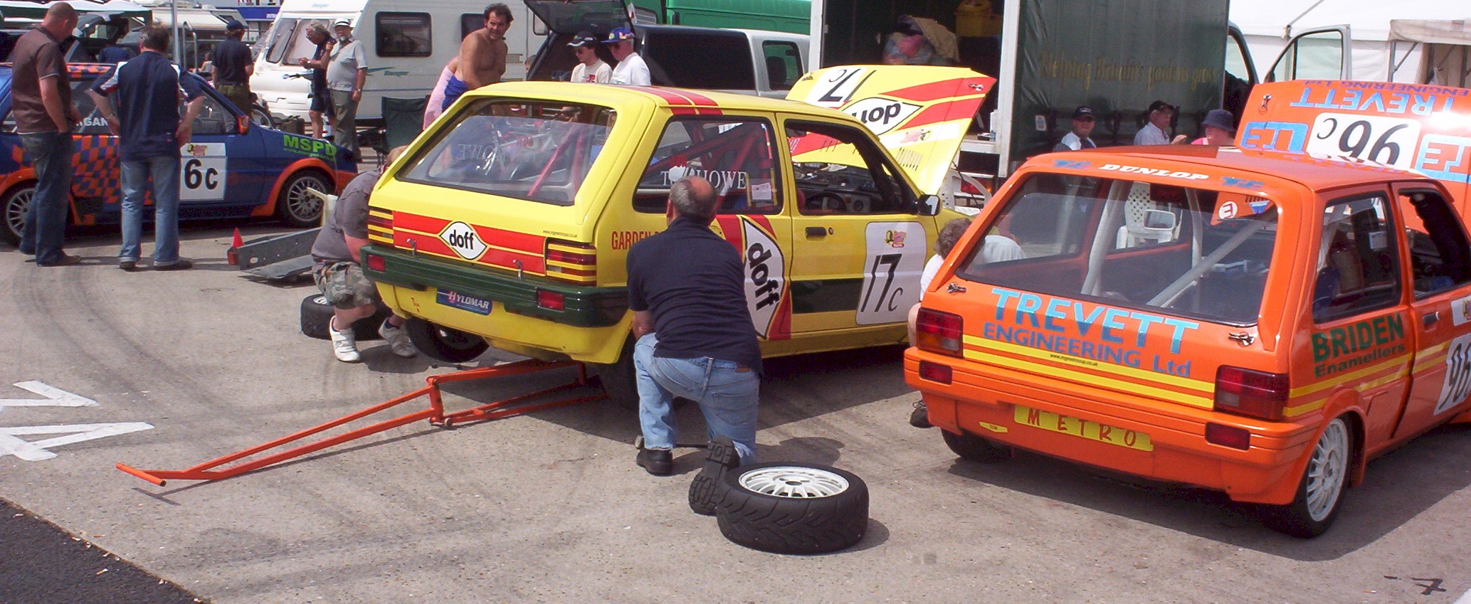 MG Metros get ready in the paddock